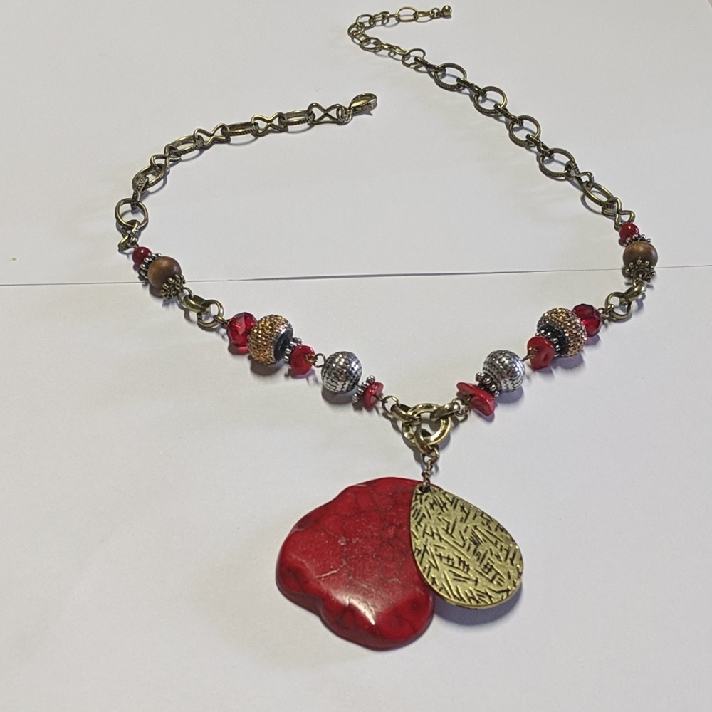 Spanish Style Stone Pendant Jeweled Necklace